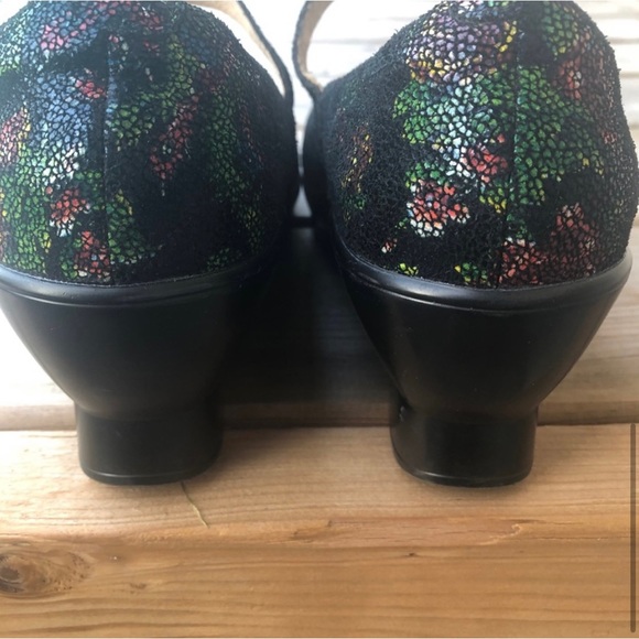 Women's 8 Alegria Flair Winter Garden Wedge Mary Jane Career Floral Pumps Shoes - Picture 5 of 12